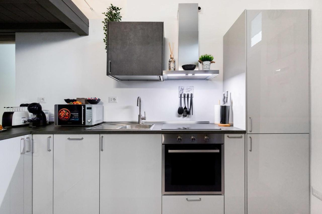 Junior Suite Milano With Netflix And Wifi ภายนอก รูปภาพ